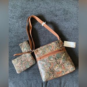 NWT Sakroots Crossbody Purse, Wallet, & Pouch Style Artist Circle